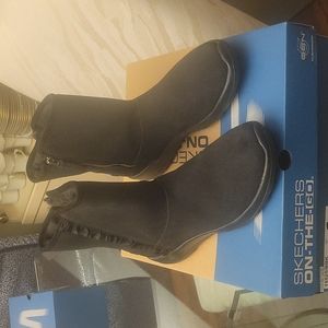 Skechers Suede Snow Boots